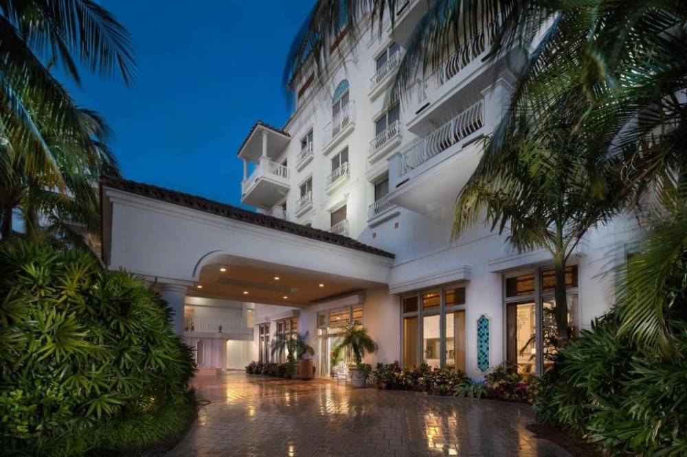 Lago Mar Beach Resort & Club