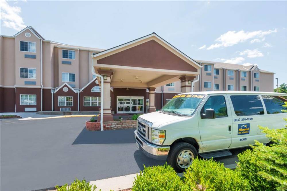 Microtel Inn & Suites By Wyndham Kansas City Airport