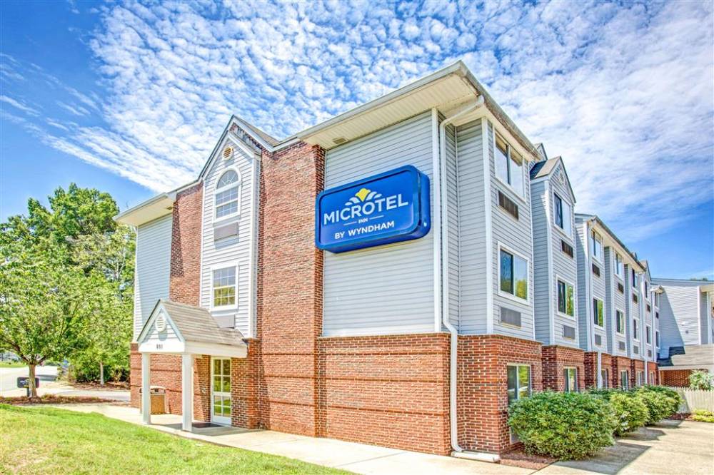 Microtel Inn & Suites By Wyndham Newport News Airport