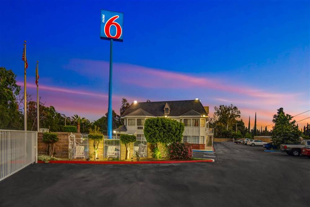 Motel 6 Fresno - Belmont Ave.