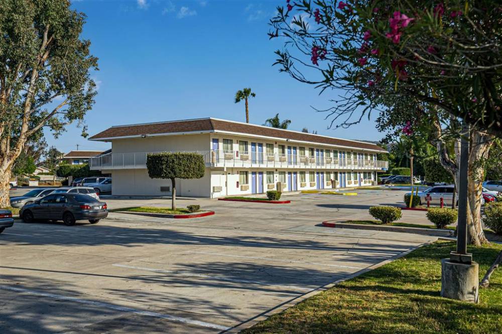 Motel 6 Temecula - Historic Old Town