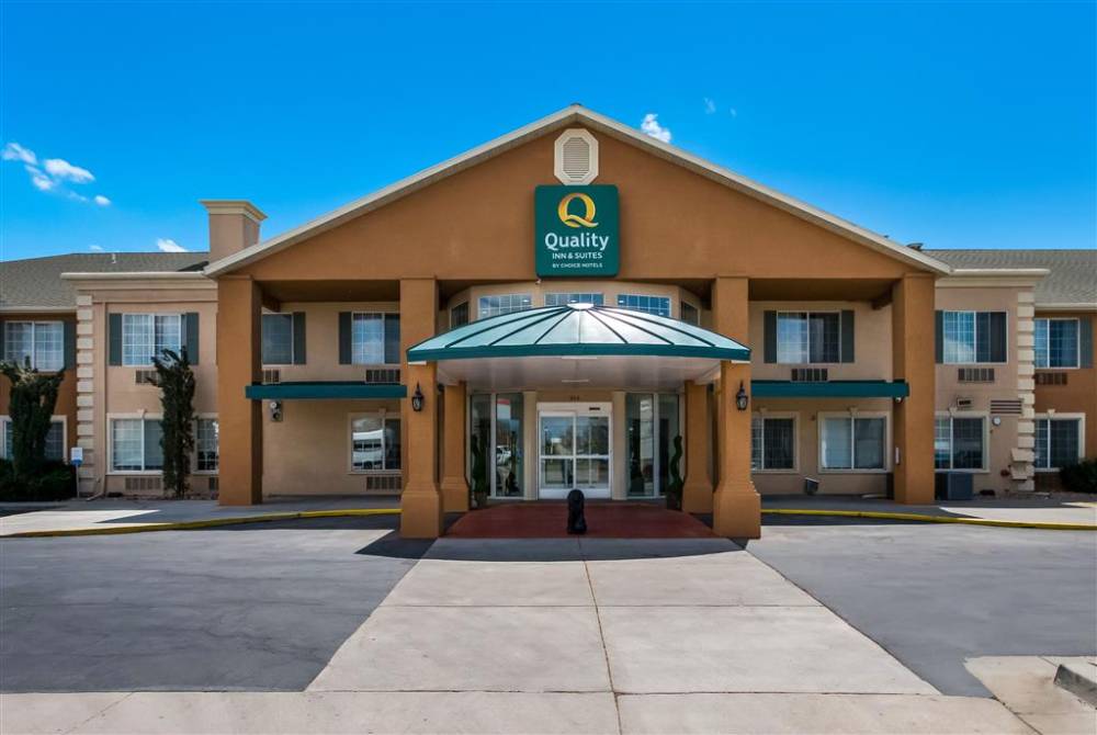 Quality Inn And Suites Airport West