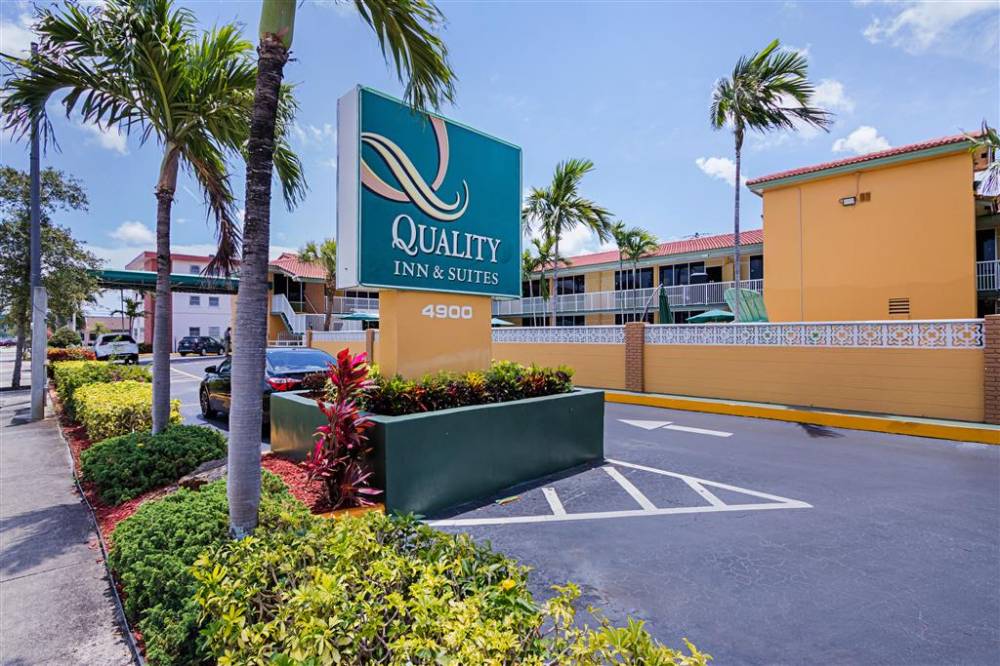 Quality Inn And Suites Hollywood Bouleva