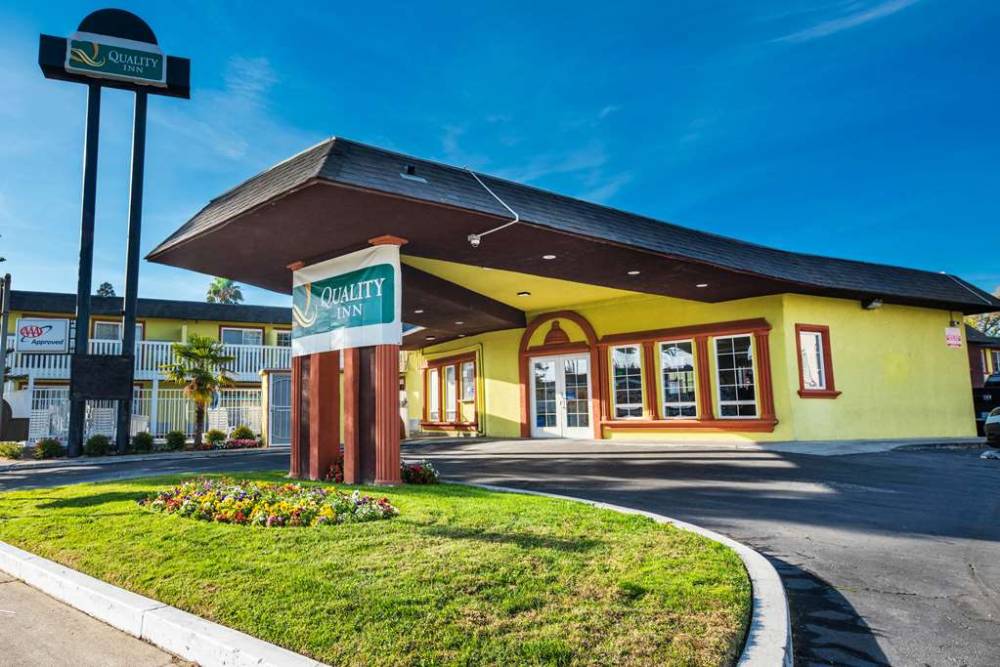 Quality Inn And Suites Sacramento