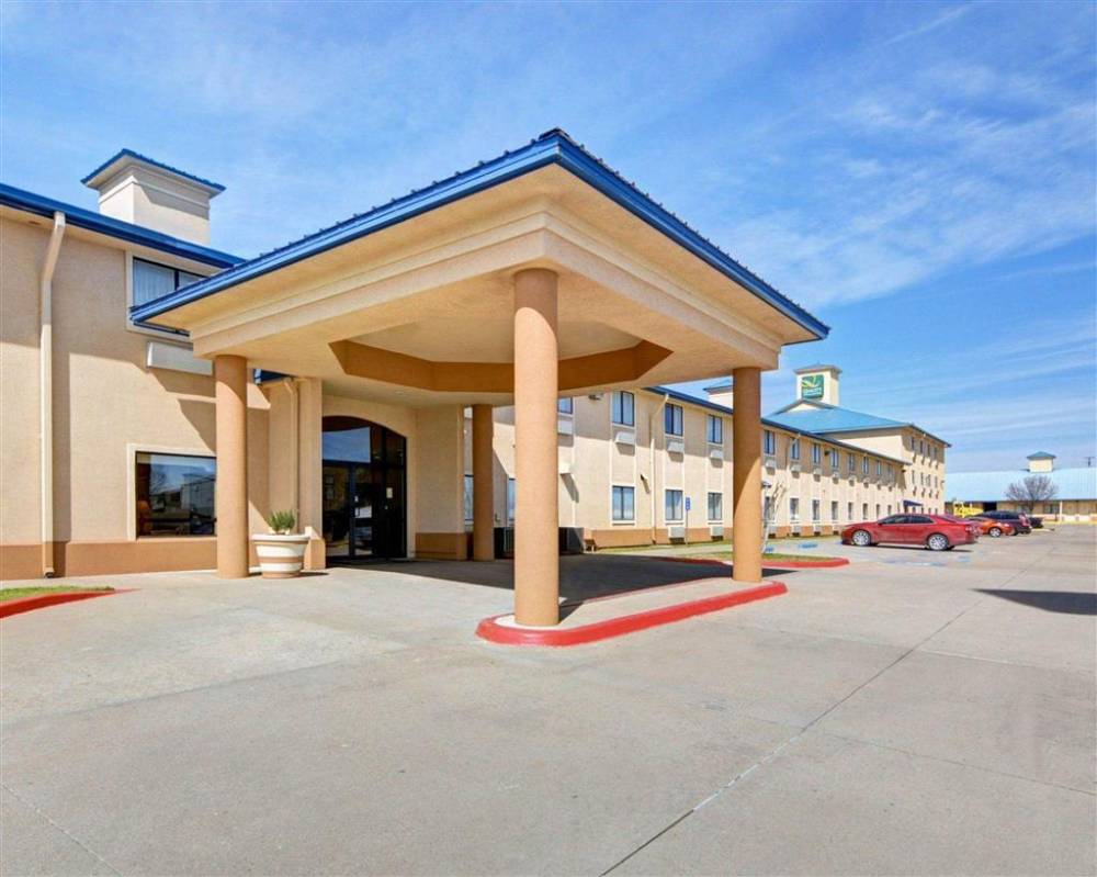 Quality Inn And Suites Wichita Falls I-4