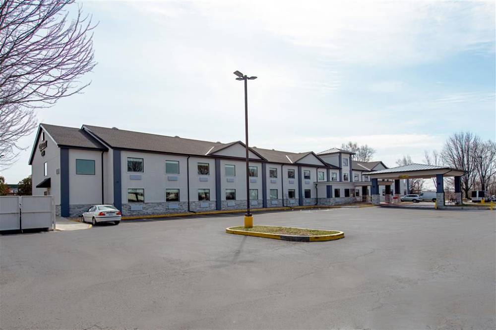 Quality Inn Mishawaka Near Notre Dame