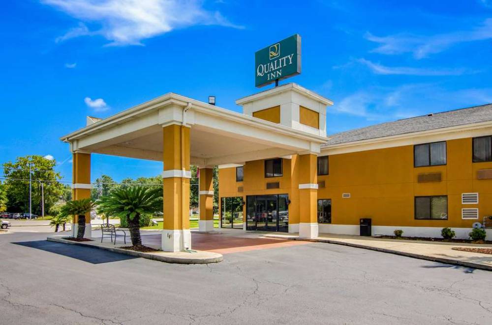 Quality Inn Near University Of Mobile