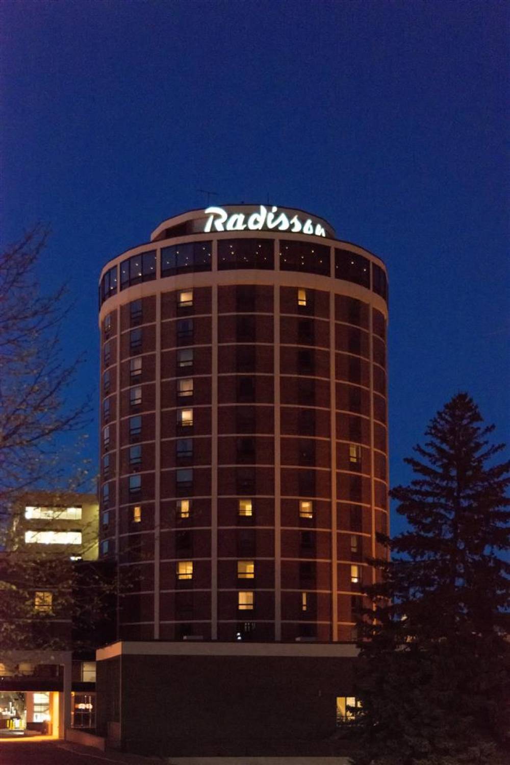 Radisson Hotel Duluth Harborview