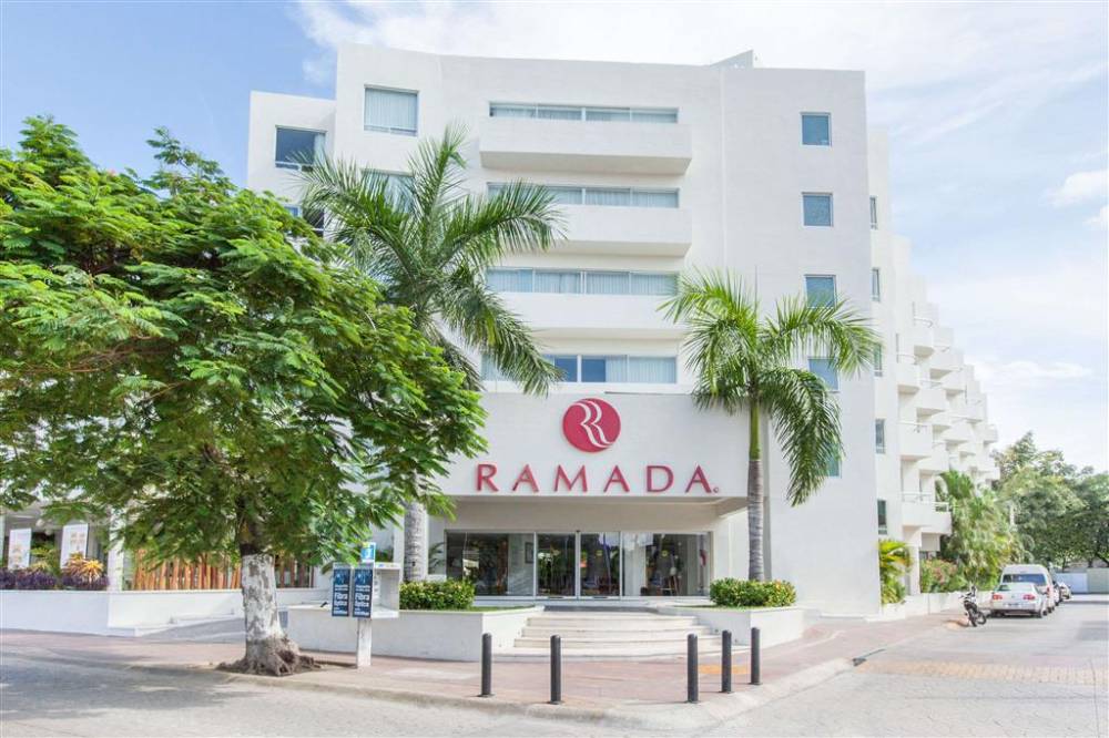 Ramada By Wyndham Cancun City