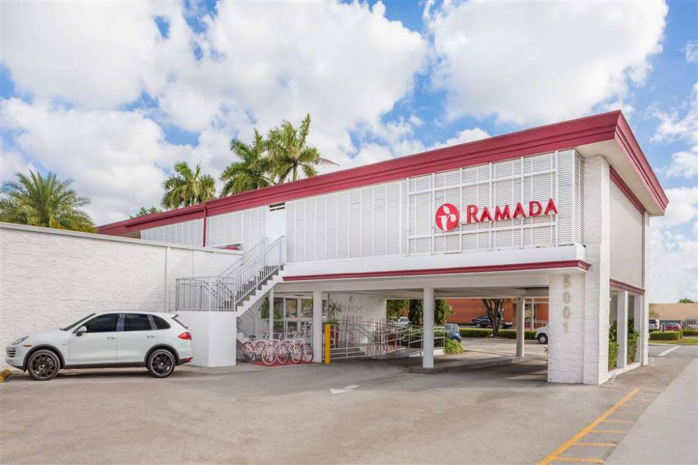 Ramada By Wyndham Miami Springs/miami International Airport