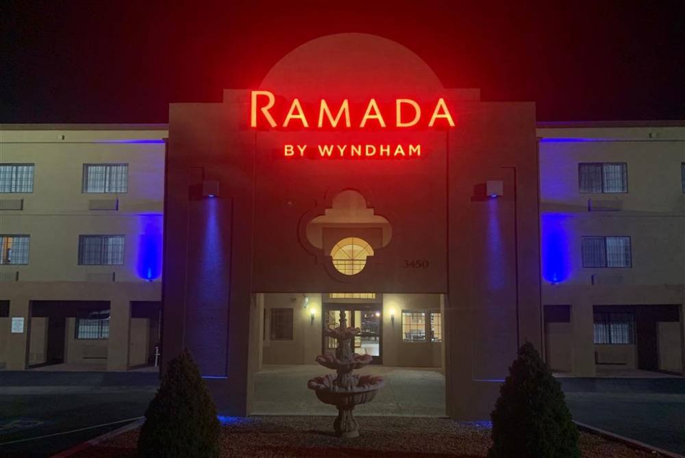 Ramada By Wyndham Santa Fe