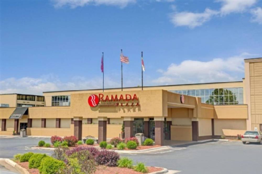 Ramada Plaza By Wyndham Charlotte Airport Conference Center