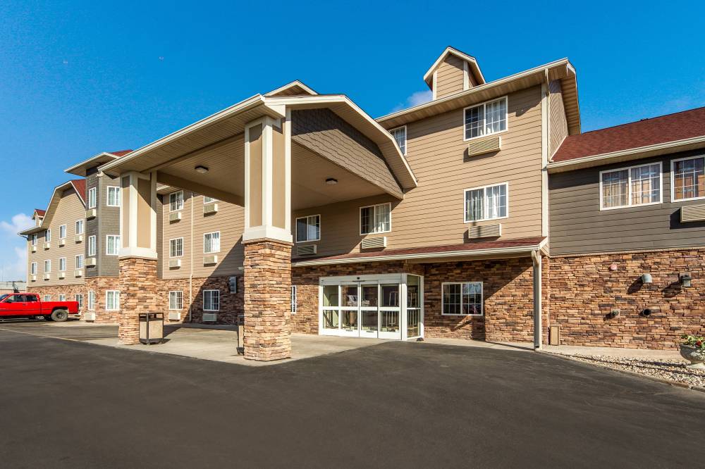 Red Roof Suites Omaha -council Bluffs