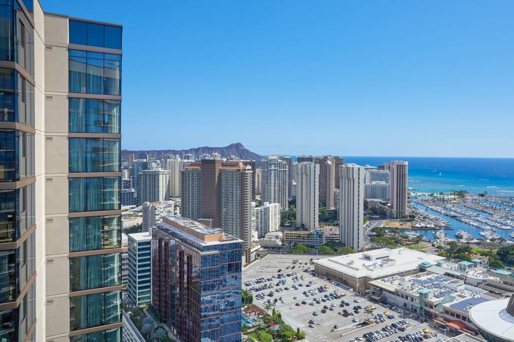 Renaissance Honolulu Hotel And Spa