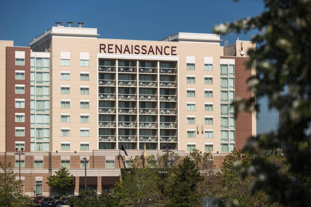 Renaissance Meadowlands Hotel