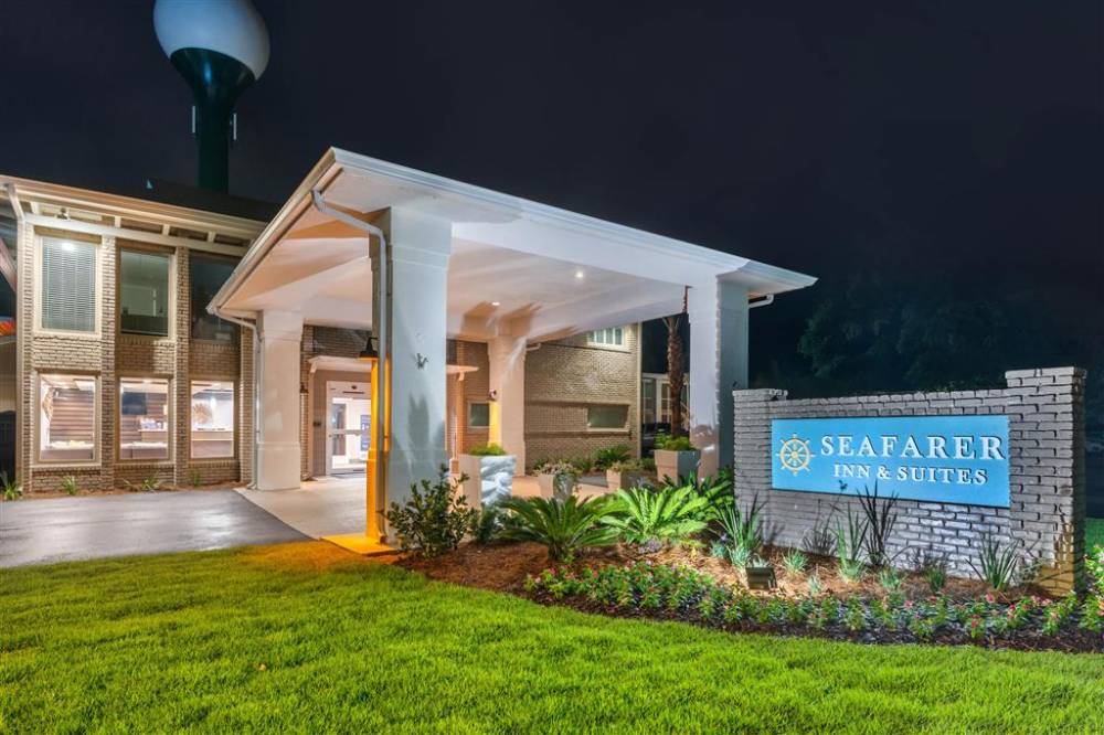 Seafarer Inn And Suites Ascend Hotel Col