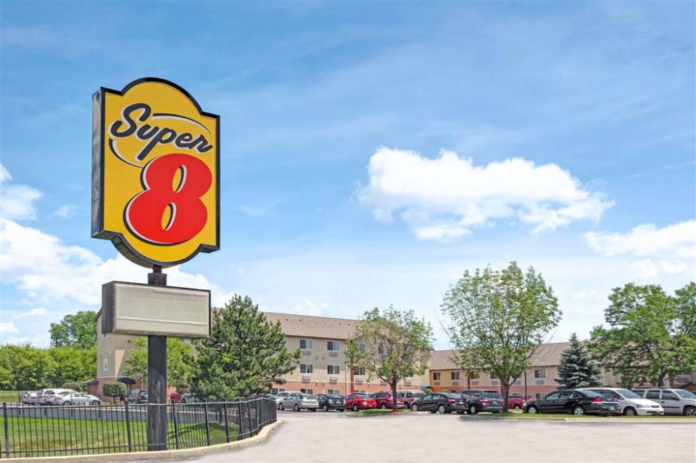 Super 8 By Wyndham Chicago O'hare Airport