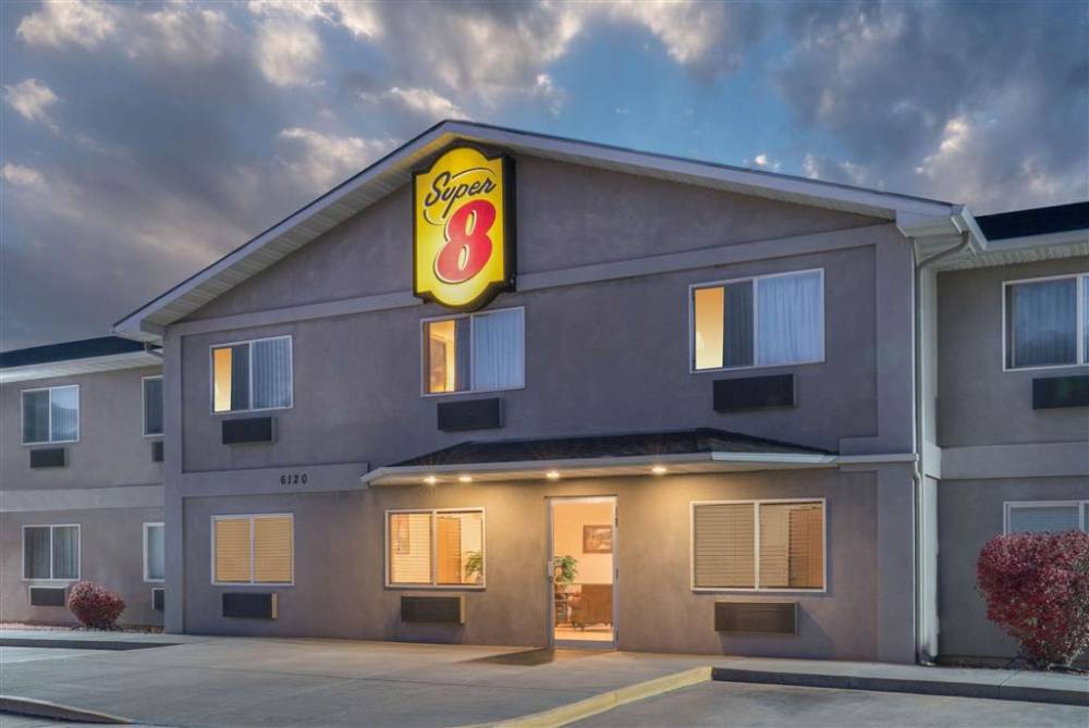 Super 8 By Wyndham Fountain