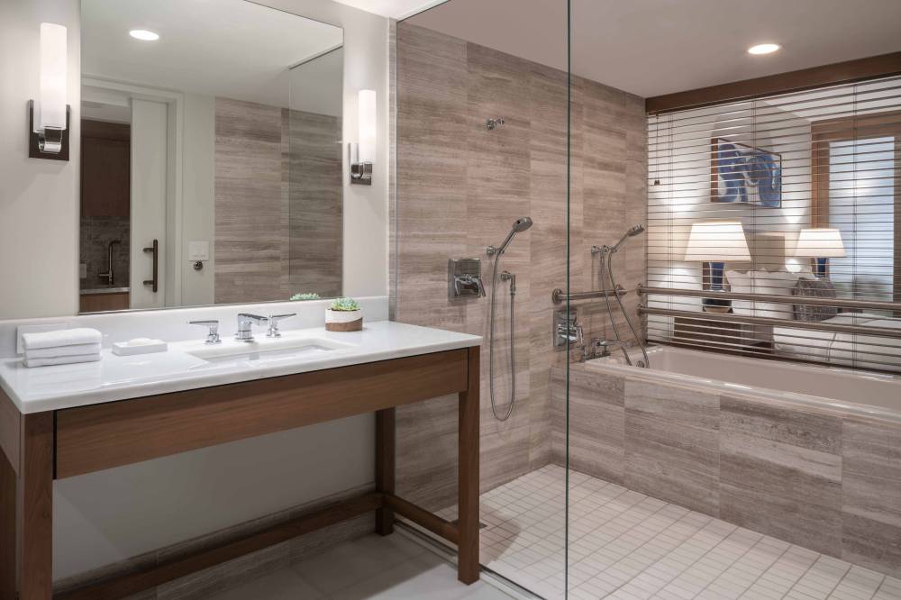 The Ritz-carlton Residences Waikiki Beach