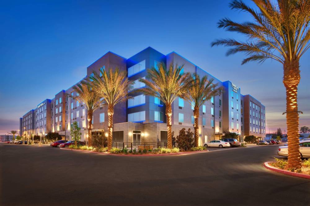 Towneplace Suites By Marriott Los Angeles Lax Hawthorne