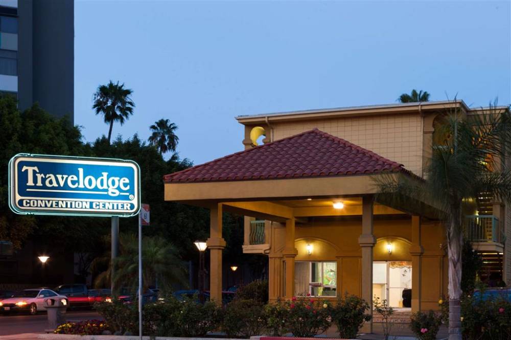 Travelodge By Wyndham Long Beach Convention Center
