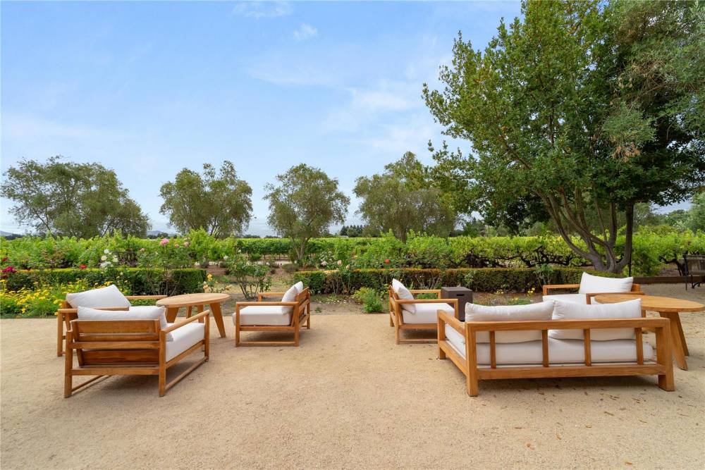 Vinarosa Resort And Spa