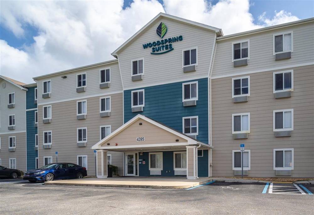 Woodspring Suites Fort Myers Southeast