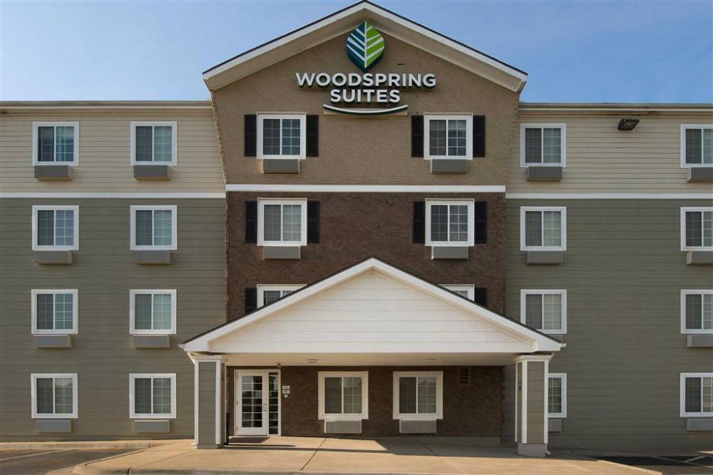 Woodspring Suites Kansas City Mission